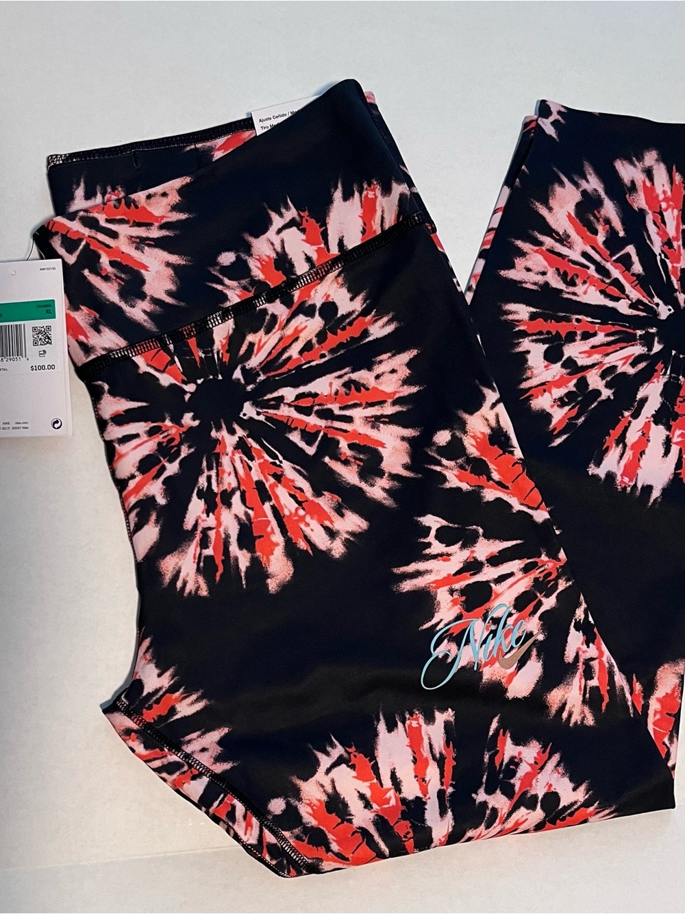 Nike women’s Leggings - Black and coral Tie-Dye